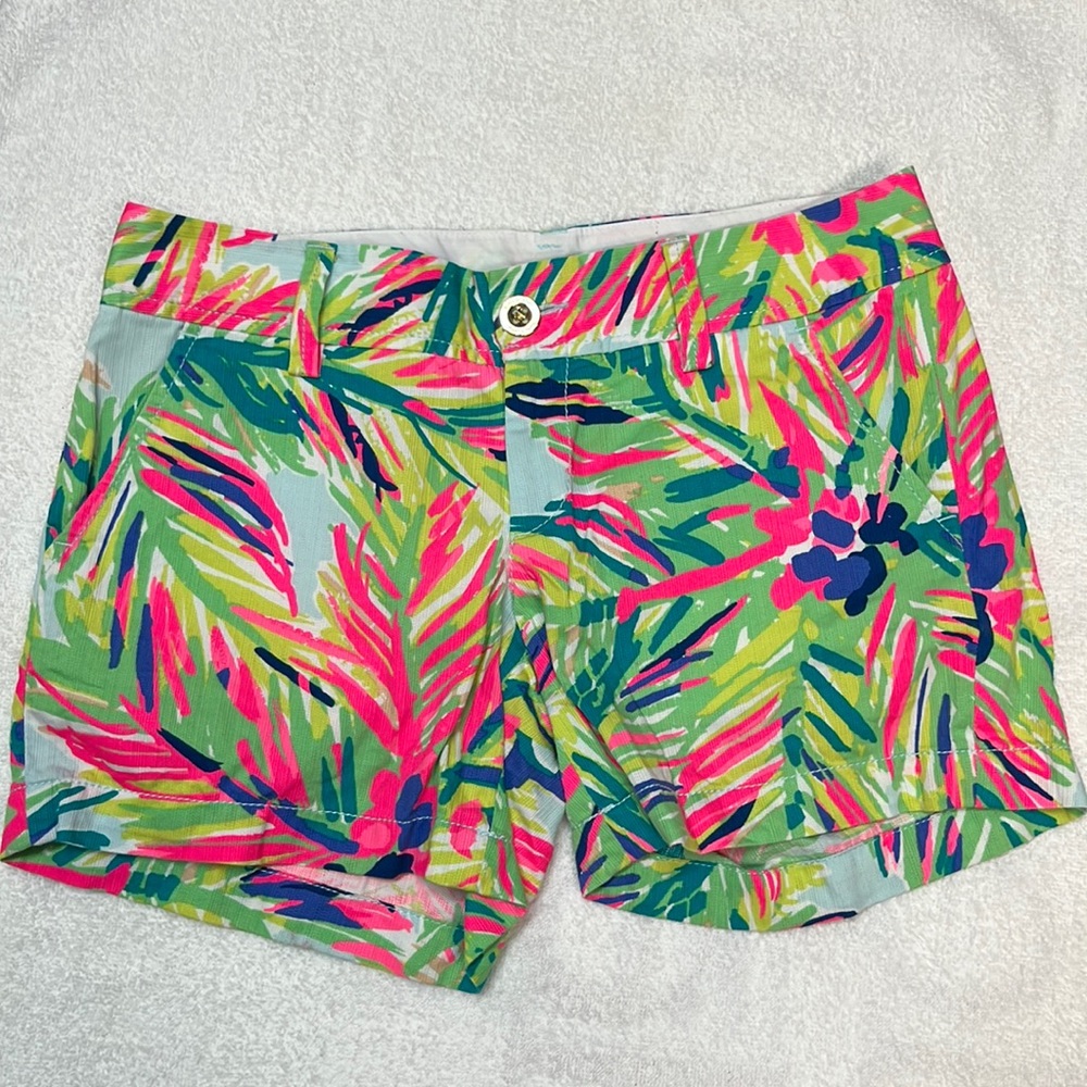 Lilly Pulitzer Callahan shorts size 2